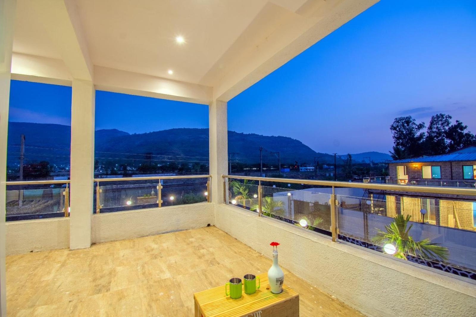 Empyrean Stay Ll 6Bhk Ll Royal Bramha Palace Ll Pvt Pool Ll Lonavala Exterior foto