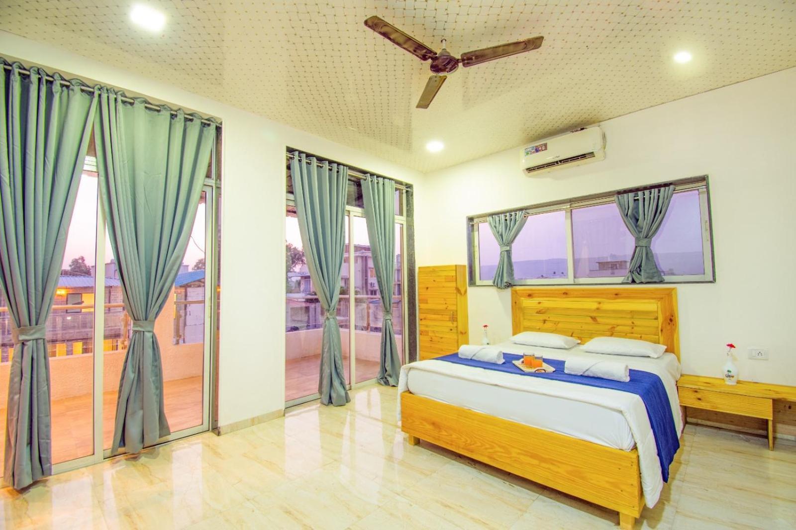 Empyrean Stay Ll 6Bhk Ll Royal Bramha Palace Ll Pvt Pool Ll Lonavala Exterior foto